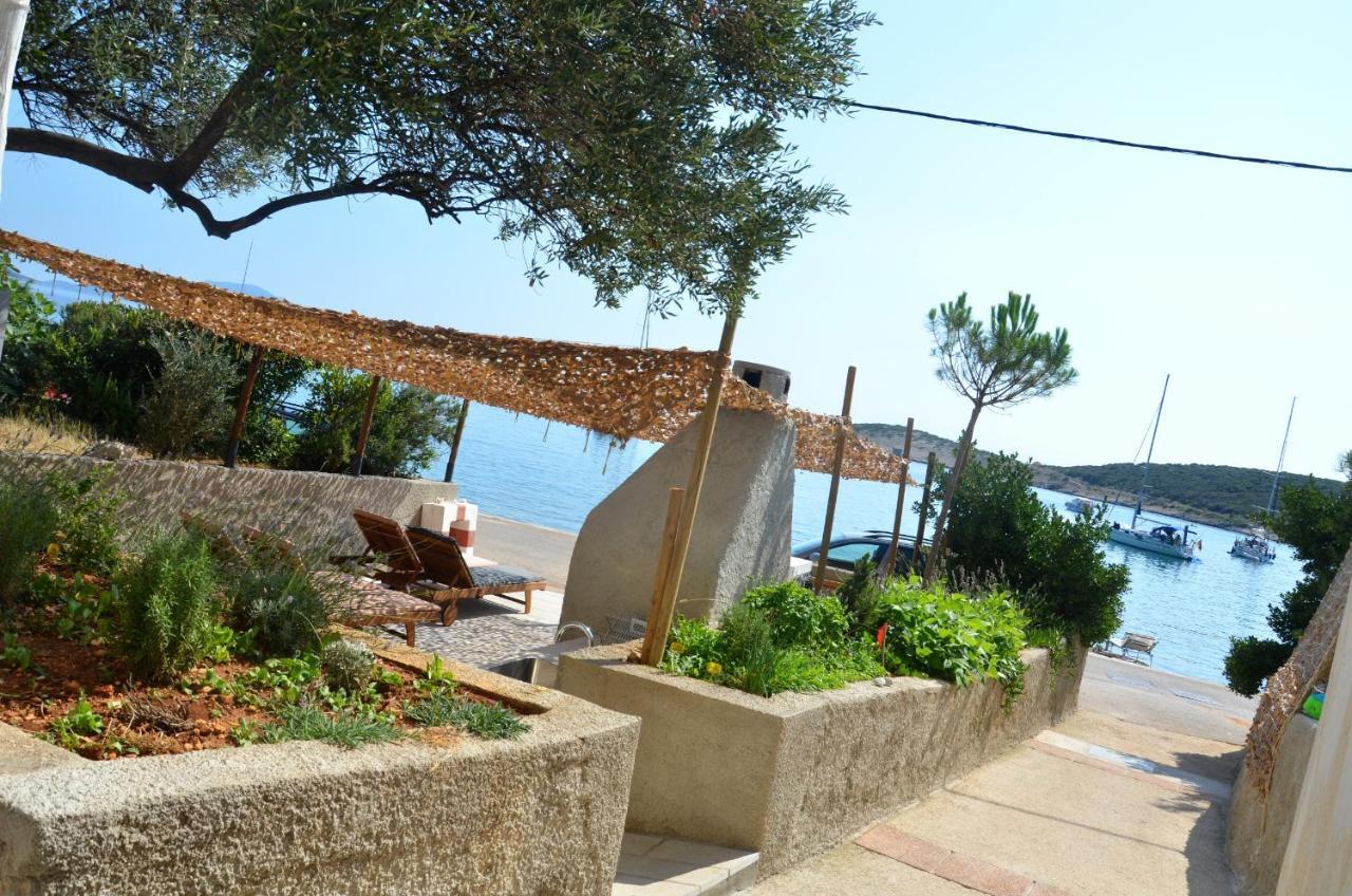 Apartments Martamare Martinšćica Exterior foto