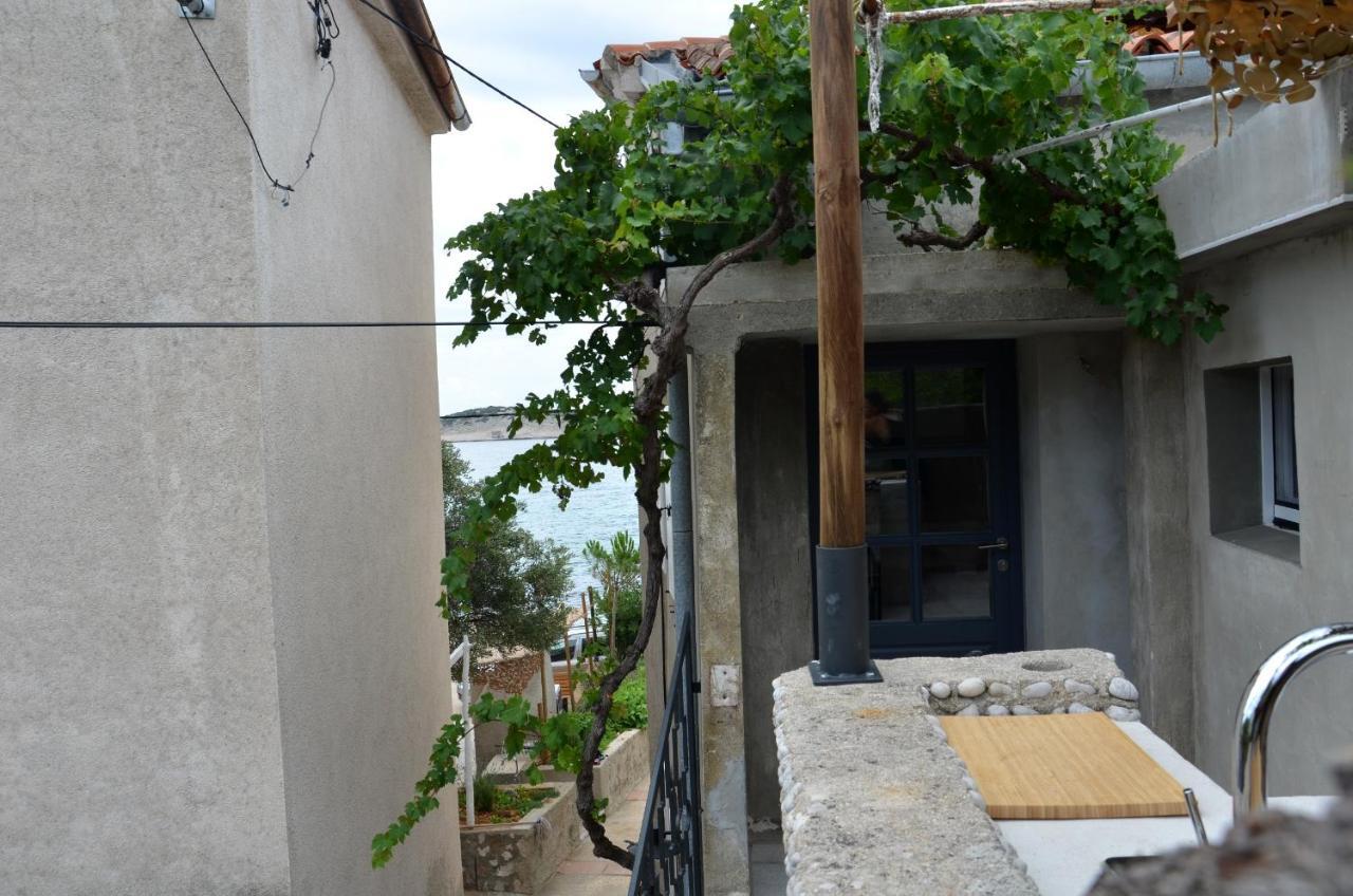 Apartments Martamare Martinšćica Exterior foto
