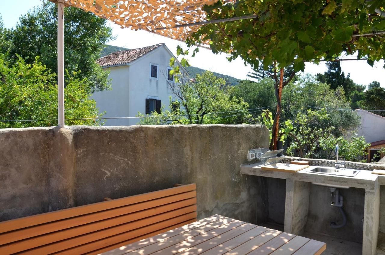Apartments Martamare Martinšćica Exterior foto