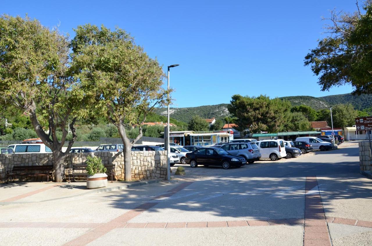 Apartments Martamare Martinšćica Exterior foto