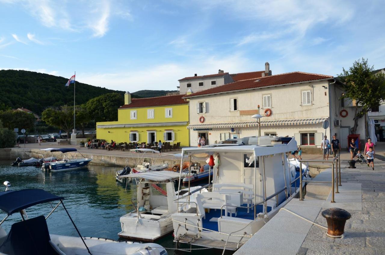 Apartments Martamare Martinšćica Exterior foto